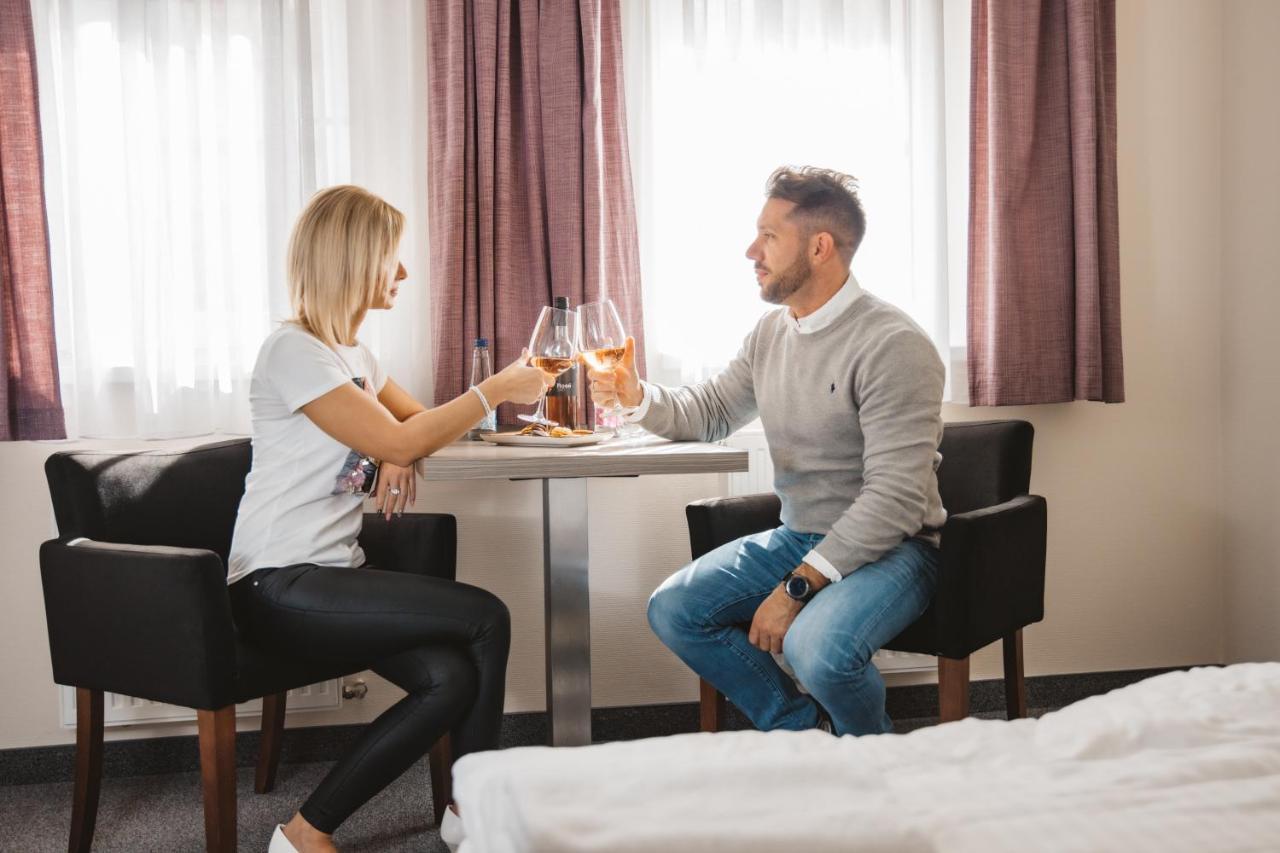 Paprika M1 Hotel هيجيشالوم المظهر الخارجي الصورة
